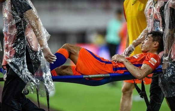 梅西内收肌炎症明天将首发中国香港 梅西内收肌炎症明天将首发中国香港