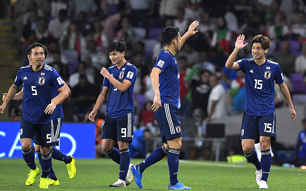 PG游戏-关于纽约尼克斯迎亚洲杯关键赛，今夜再遭质疑，话题不断，控场能力成焦点的信息