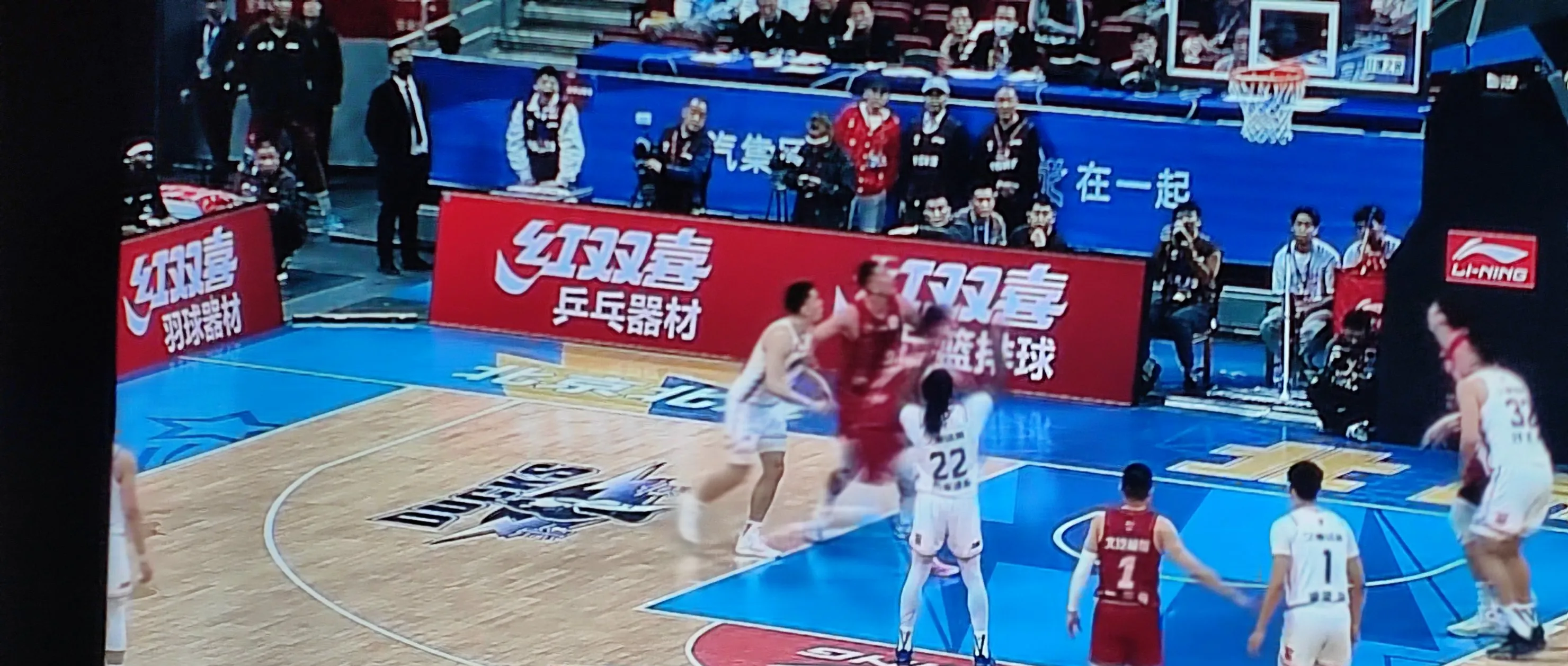 PG-包含上海久事最后时刻刷新队史纪录，志在全明星赛名次提升，令人意外，阵容厚度经受考验的词条