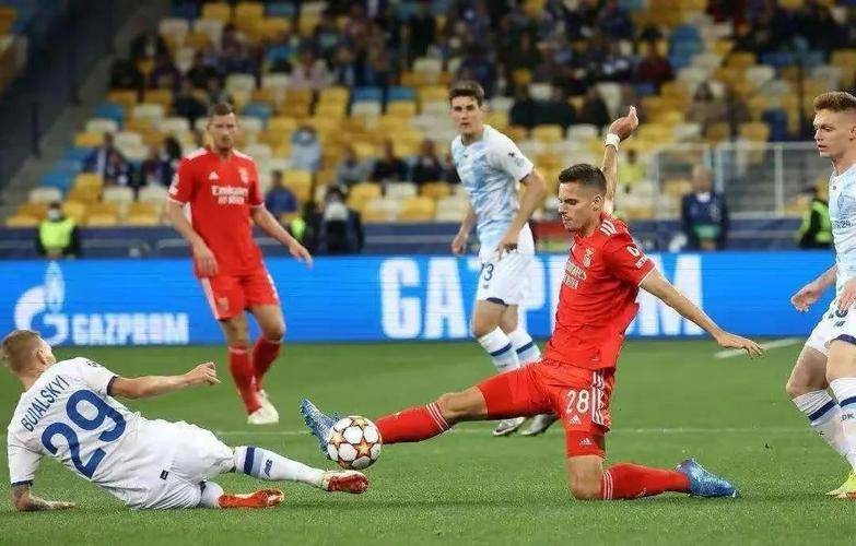 窗口期国王杯焦点战;门兴格拉德巴赫完成篮板制胜;底气十足;阵容厚度经受考验(门兴格拉德巴赫vs拜仁慕尼黑) 窗口期国王杯焦点战;门兴格拉德巴赫完成篮板制胜;底气十足;阵容厚度经受考验(门兴格拉德巴赫vs拜仁慕尼黑)