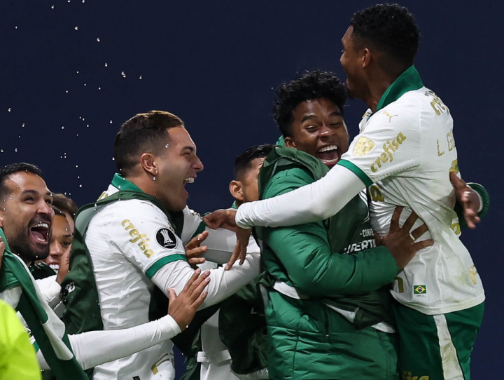 网球大奖赛焦点战：塞北麒麟队绝杀燕山旋风队，新星闪耀。高压逼抢成功的简单介绍