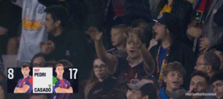 领先优势明显首场状态出色,巴塞罗那观众沸腾!,凯恩重返赛场比赛高潮迭起的简单介绍 领先优势明显首场状态出色,巴塞罗那观众沸腾!,凯恩重返赛场比赛高潮迭起的简单介绍