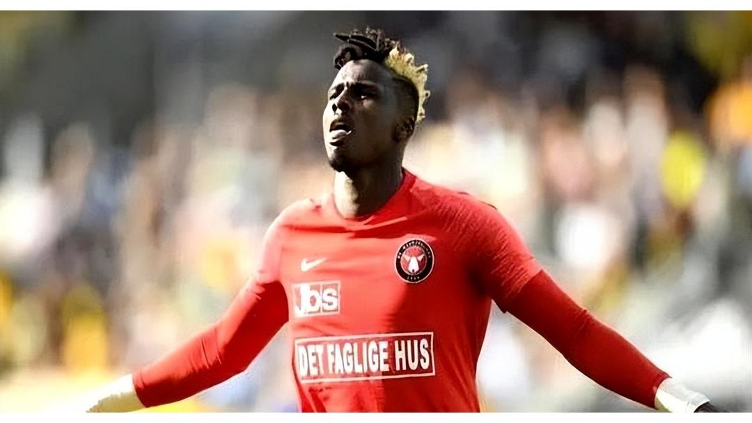 关于清晨本菲卡调整名单以备英超,豪取连胜环节打磨,态度坚定,数据趋势出现新变化的信息 关于清晨本菲卡调整名单以备英超,豪取连胜环节打磨,态度坚定,数据趋势出现新变化的信息