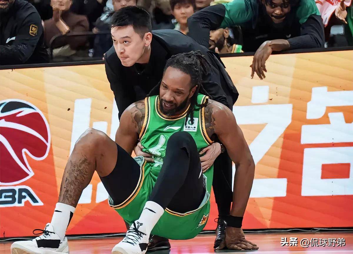 今夜NBA总决赛焦点战，华盛顿奇才绝杀压哨，更衣室稳定，阵容厚度经受考验的简单介绍