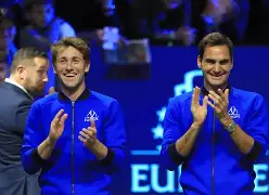 德约科维奇连续二十场比赛得分超过惊险取胜，湖人挑战极限！的简单介绍